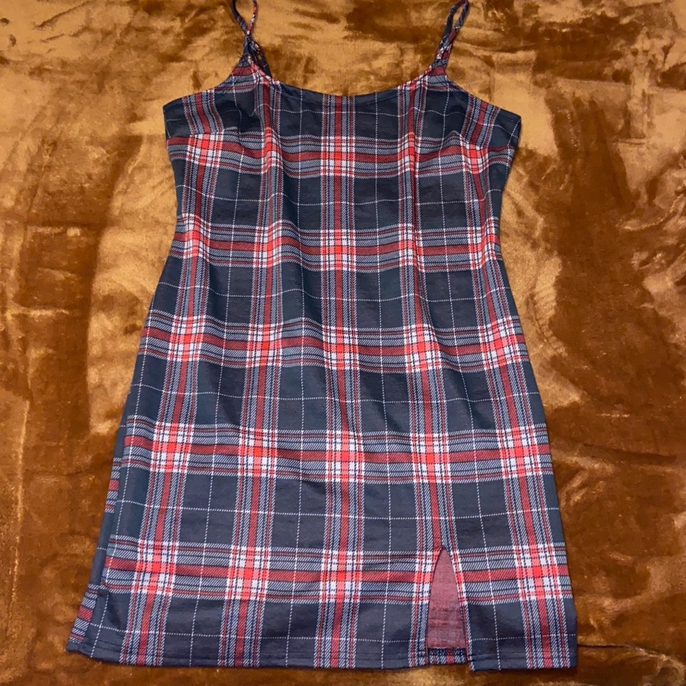 Skinny strapped dress.